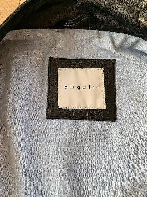 Vestes: Lederjacke Gr. 54 bugatti – D'occasion à Hirschthal par fam_zd6m 3