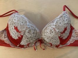 Victoria Secret BH/Top 32B (je CHF 9.-)