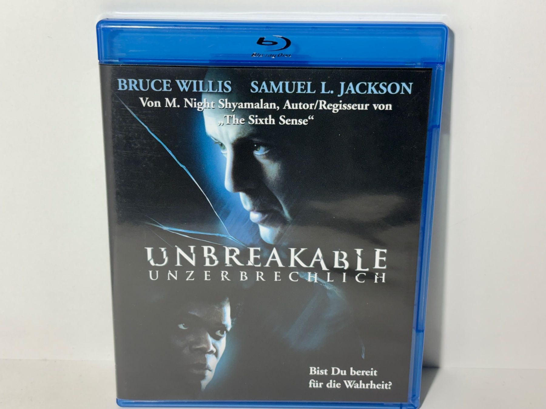 Tous les DVDs: Unbreakable - Unzerbrechlich Blu Ray – D'occasion à Wilderswil par Mr.Fury