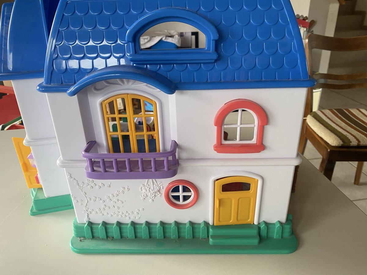 Puppenhäuser & -möbel: Puppenhaus – Gebraucht aus Rüti ZH von Joy_T 1