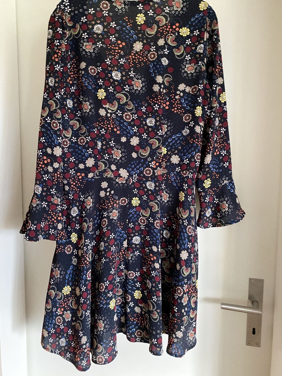 Comptoir des Cotonniers Kleider: Kleid Comptoir des Cotonniers Gr. 40/L – Neu (gemäss Beschreibung) aus Hünenberg von a.u.849 5