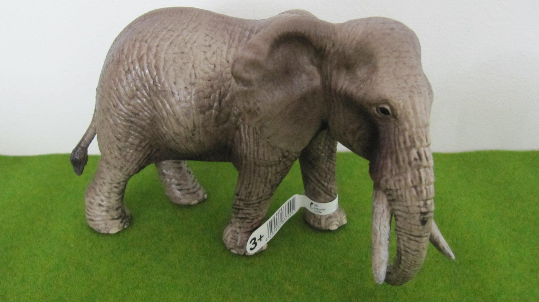 Spielzeuge: Schleich Elefant mit Jungtier – Neu (gemäss Beschreibung) aus Brunnen von Kiwiland1 3