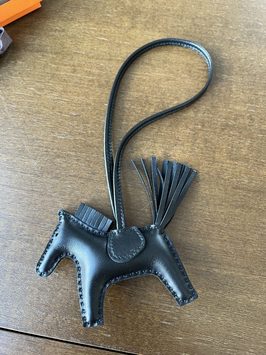 Hermès Portachiavi: Hermès Rodeo Milo So Black – Nuovo (secondo la descrizione) da St. Gallen venduto da sih_2z86 2