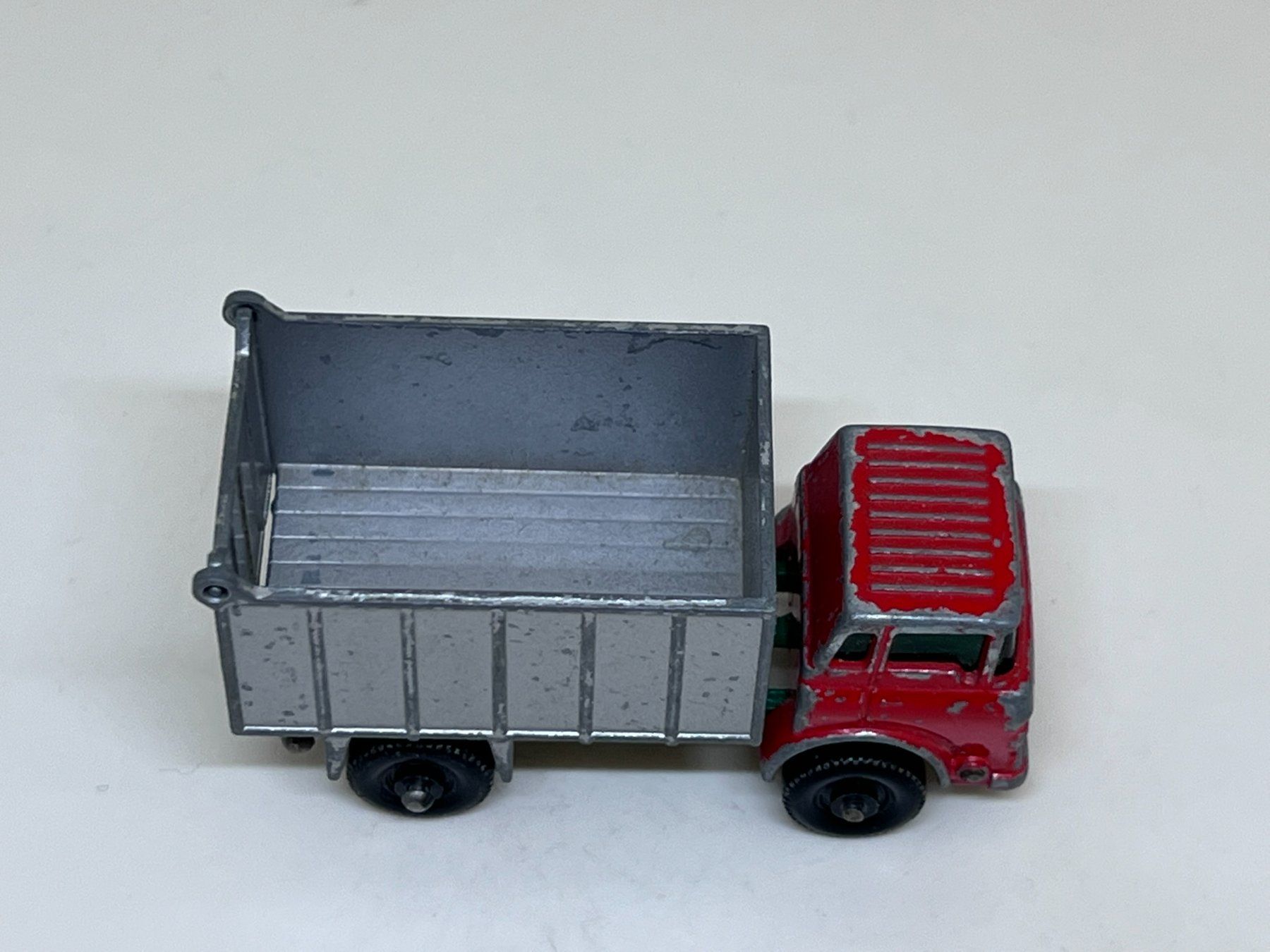 Matchbox Modellautos: Matchbox G.M.C Tipper Truck #455 – Gebraucht aus Wildegg von LaaBoutique 1