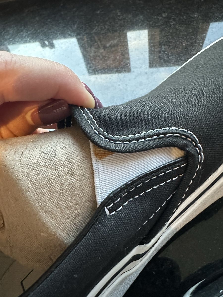 Vans Scarpe da uomo: Vans Slip On Black 37 – Usato da Bern venduto da Shininglove 5