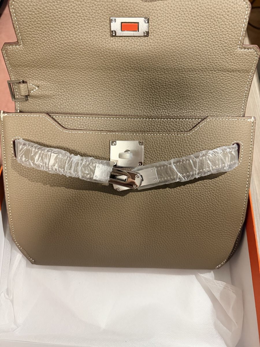 Borse: Pochette en cuire véritable beige – Nuovo e nell'imballaggio originale da Echallens venduto da Aleks_shop 2