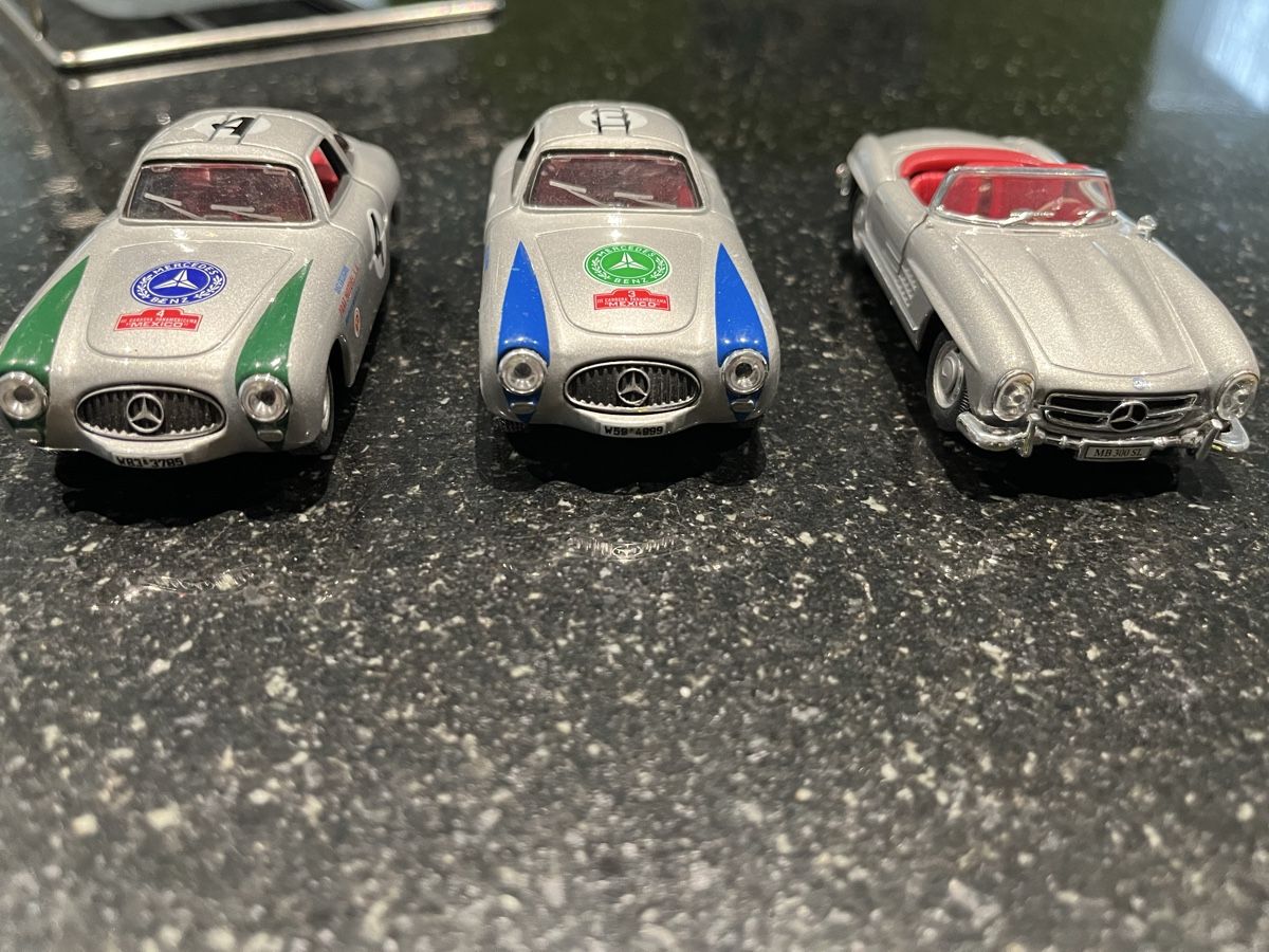 Mercedes-Benz Modellini d'auto: Modellautos Mercedes – Usato da Zürich venduto da divertimento4 5