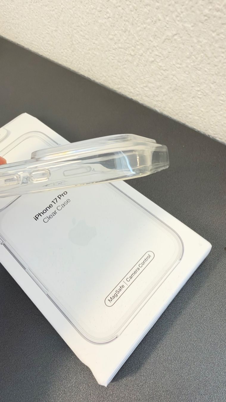 Apple Cover & Protezioni schermo: iPhone 17 Pro Apple clear case – Usato da Lausanne venduto da Sittingredbull 3