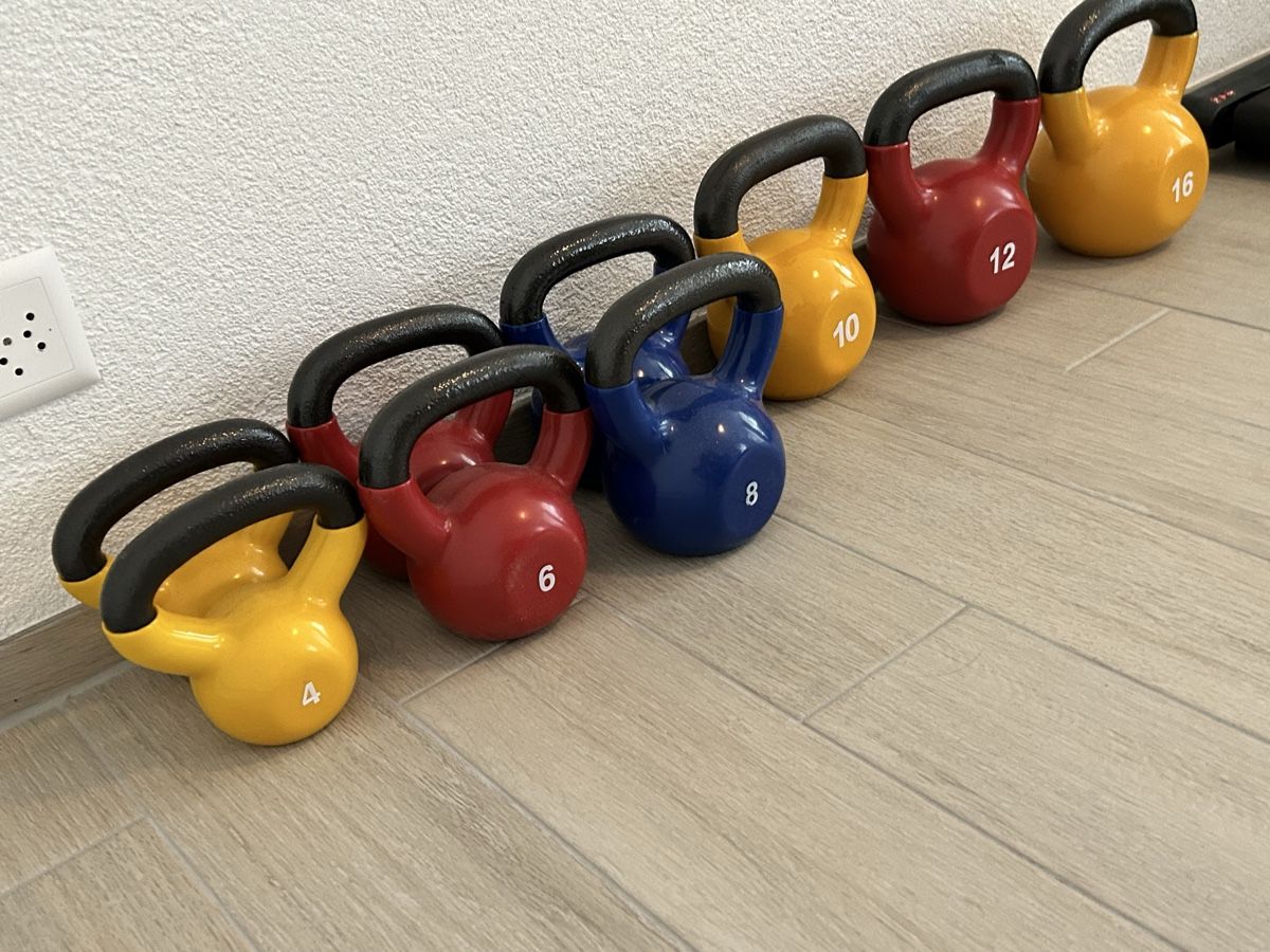 Hanteln & Gewichte: Kettlebells Set 4-16kg, Farbige Gewichte NEU – Neu (gemäss Beschreibung) aus Neuenegg von BananaJoe2025