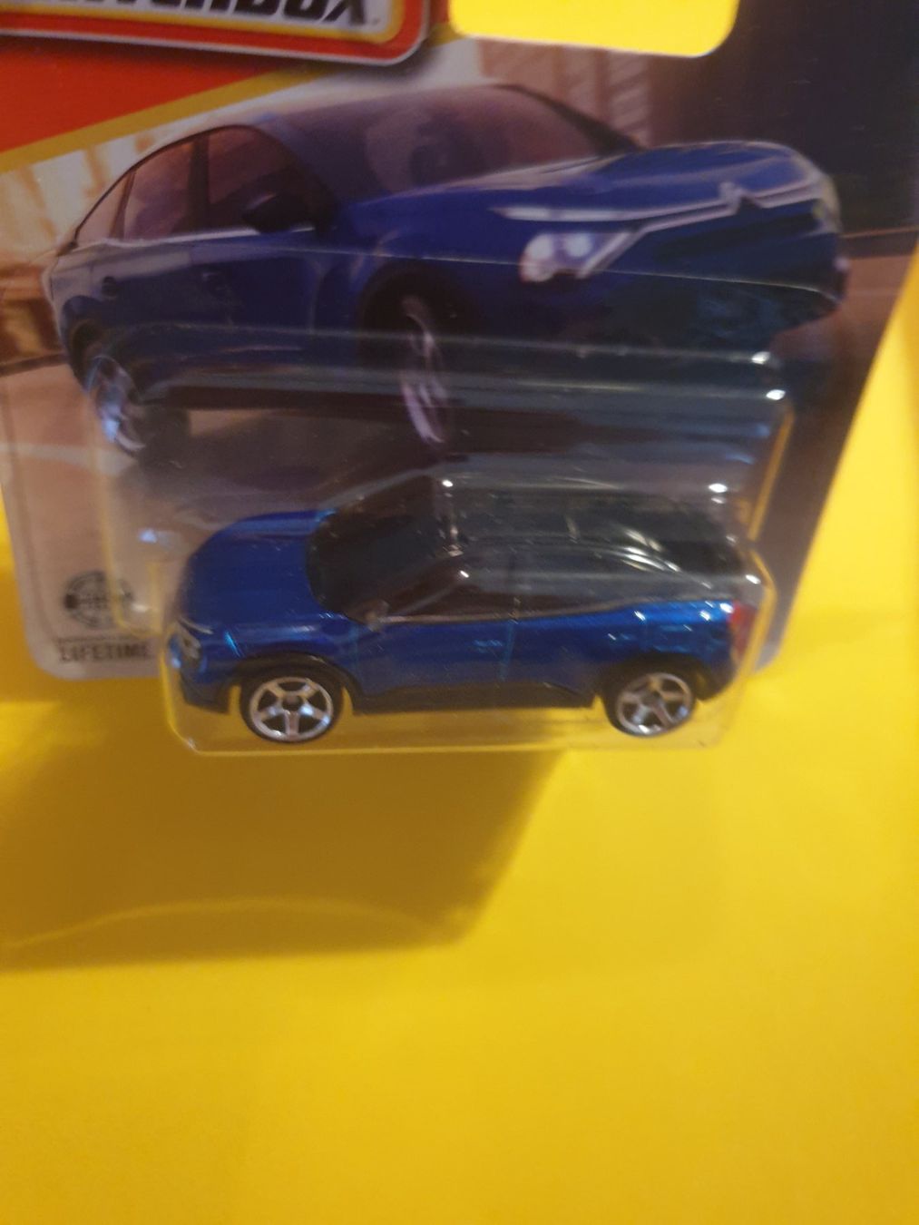 Matchbox Voitures modèles: 2 x Matchbox CITROEN e-C4 – Neuf avec emballage d'origine à Oftringen par Rotor 8