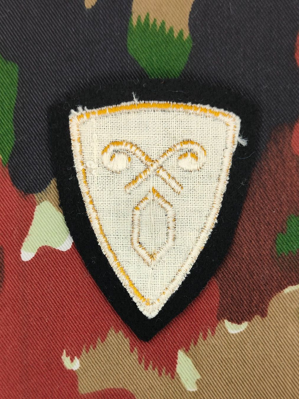 Schweizer Armee Placchette & Badge: Funktionsabzeichen Gastrupp Ord. 1949, Variante 2 – Usato da Bauma venduto da SwissMilitaria 1