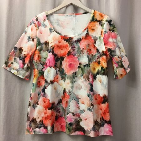 B.M. Company KA Shirt Rundhals weit, m Rosen bedruckt Gr 34