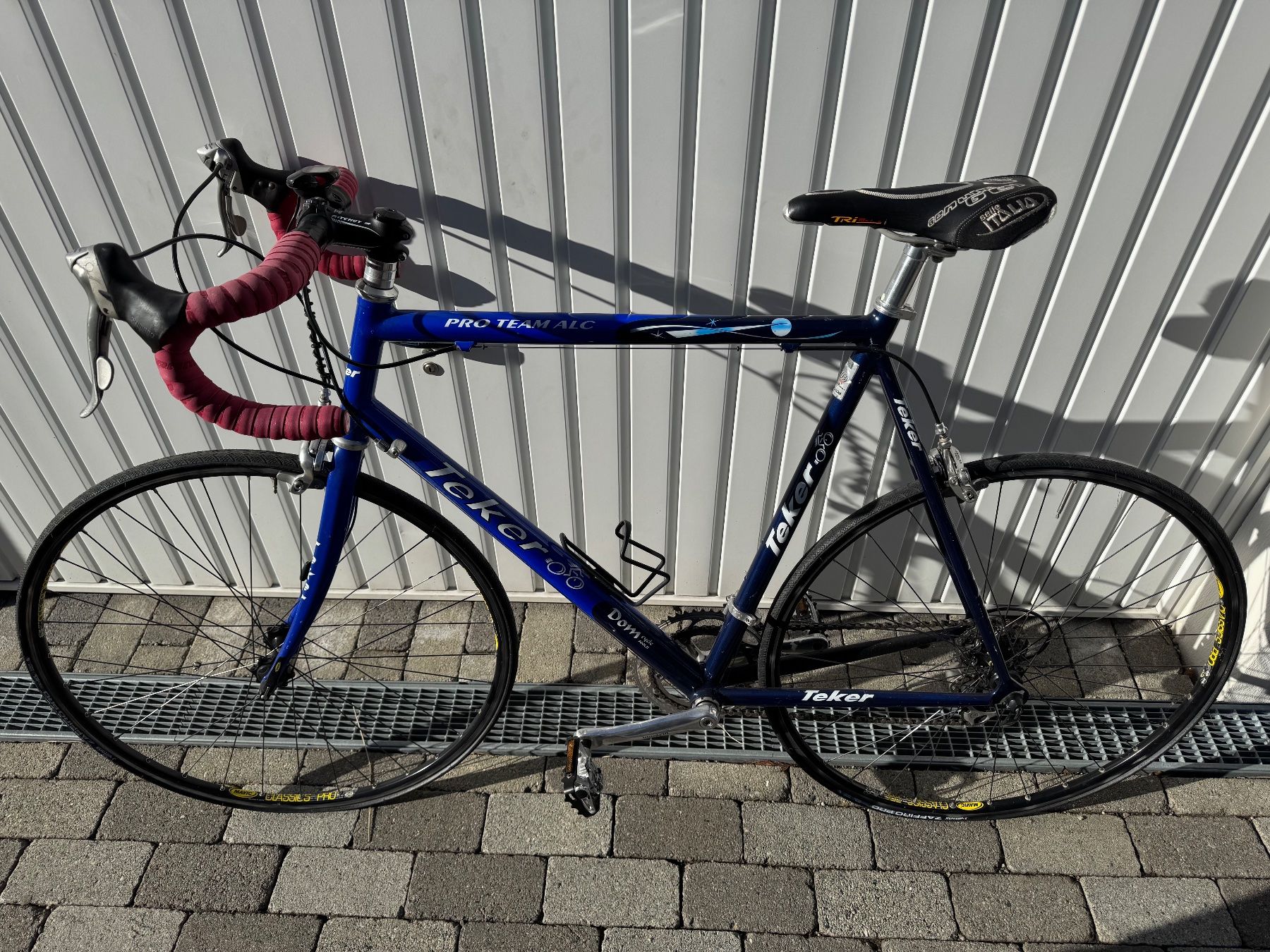 Shimano Biciclette: Vélo de course Teker Pro Team ALC – Usato da Martigny venduto da deb_5ypy