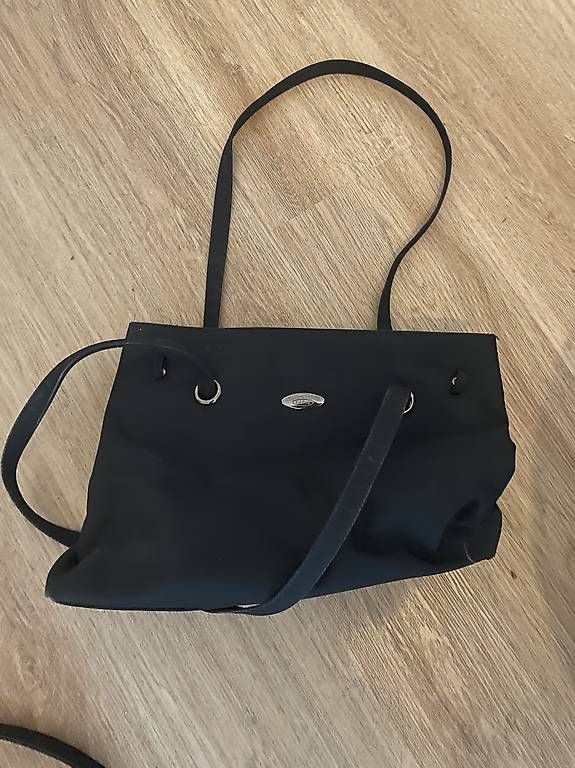 Borse da donna: Tasche – Usato da Utzenstorf venduto da lali7