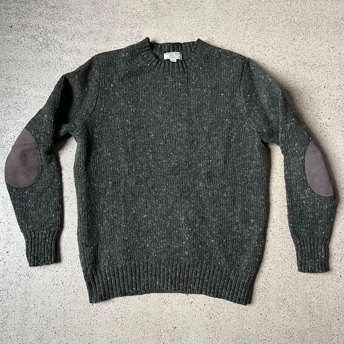 Pulls & Sweat-shirts: WALLACE & BARNES Pullover Wolle mit Ellbogen Patches 💚 – D'occasion à Zürich par ClosetQueen