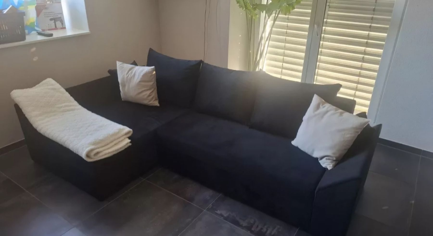 Sofas: Neues Sofa| 2 Monate gebraucht| – Neuf (Voir description) à Netstal par Online-Verkauf.ch 1
