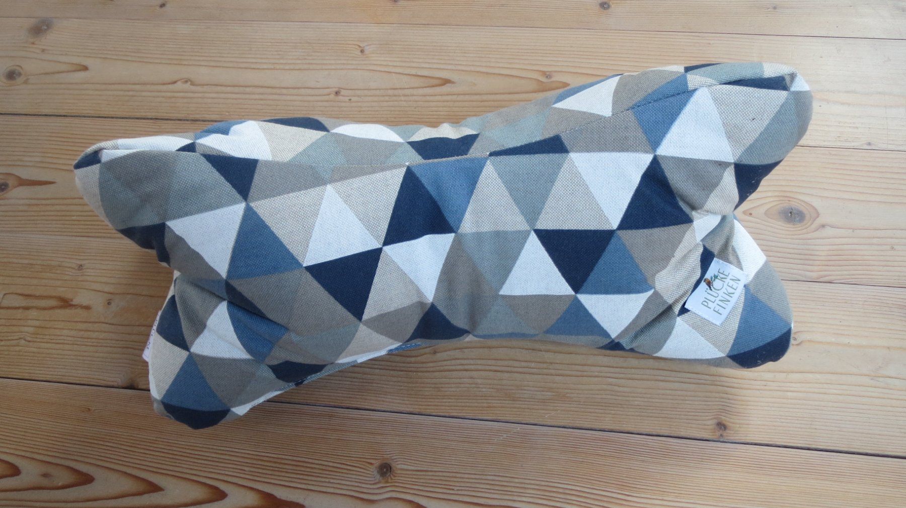 Cuscini: Kissen Knochenform Geometrisch - Leseknochen – Usato da Utzenstorf venduto da samaly