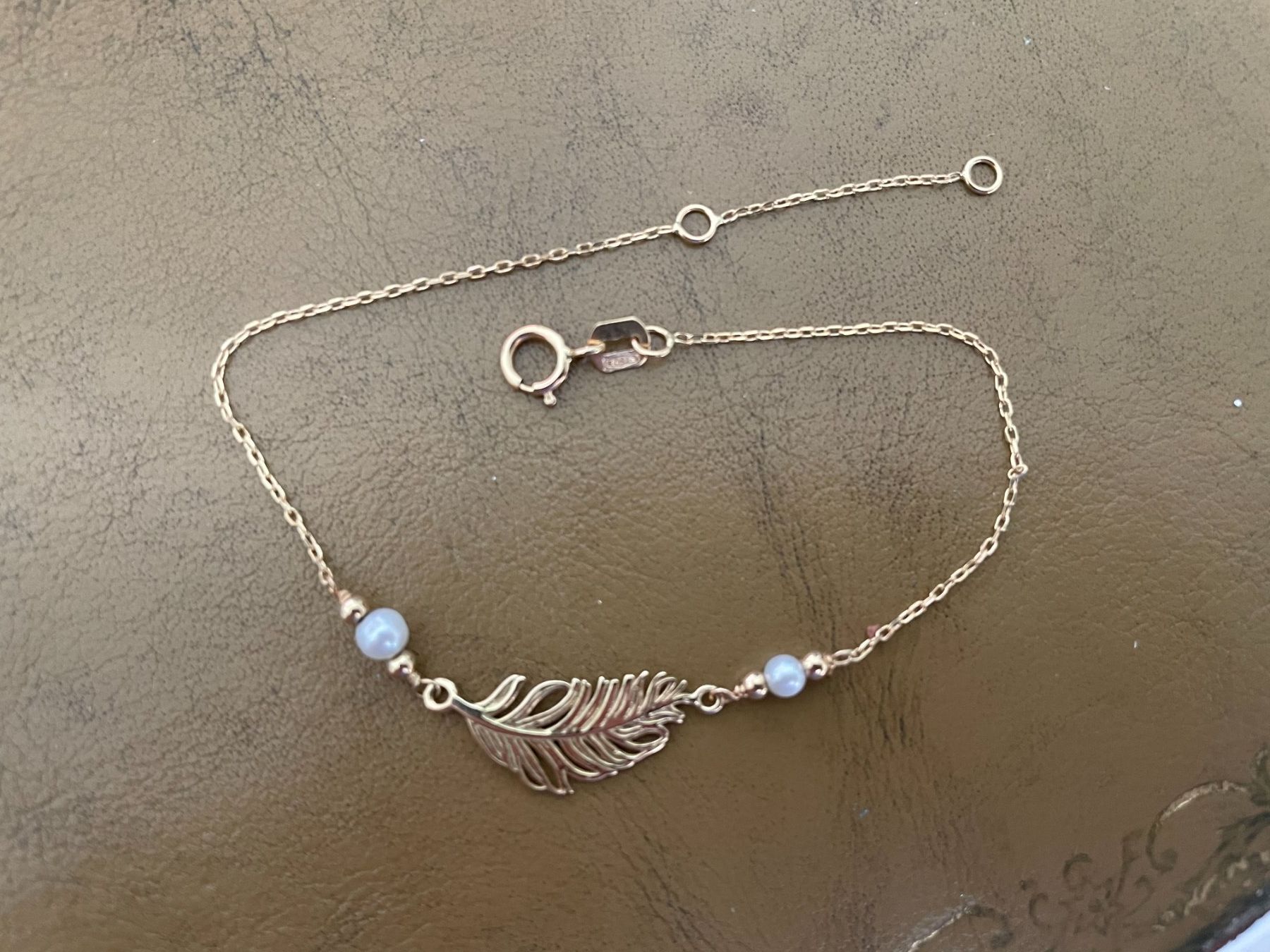 Armbänder & -reifen: Gold Armkette mit Perlen – Neu (gemäss Beschreibung) aus Muttenz von einfach-schoen 1