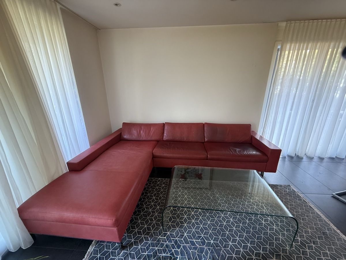 Sofas: Rotes Leder Sofa – Gebraucht aus Aarwangen von wifag70