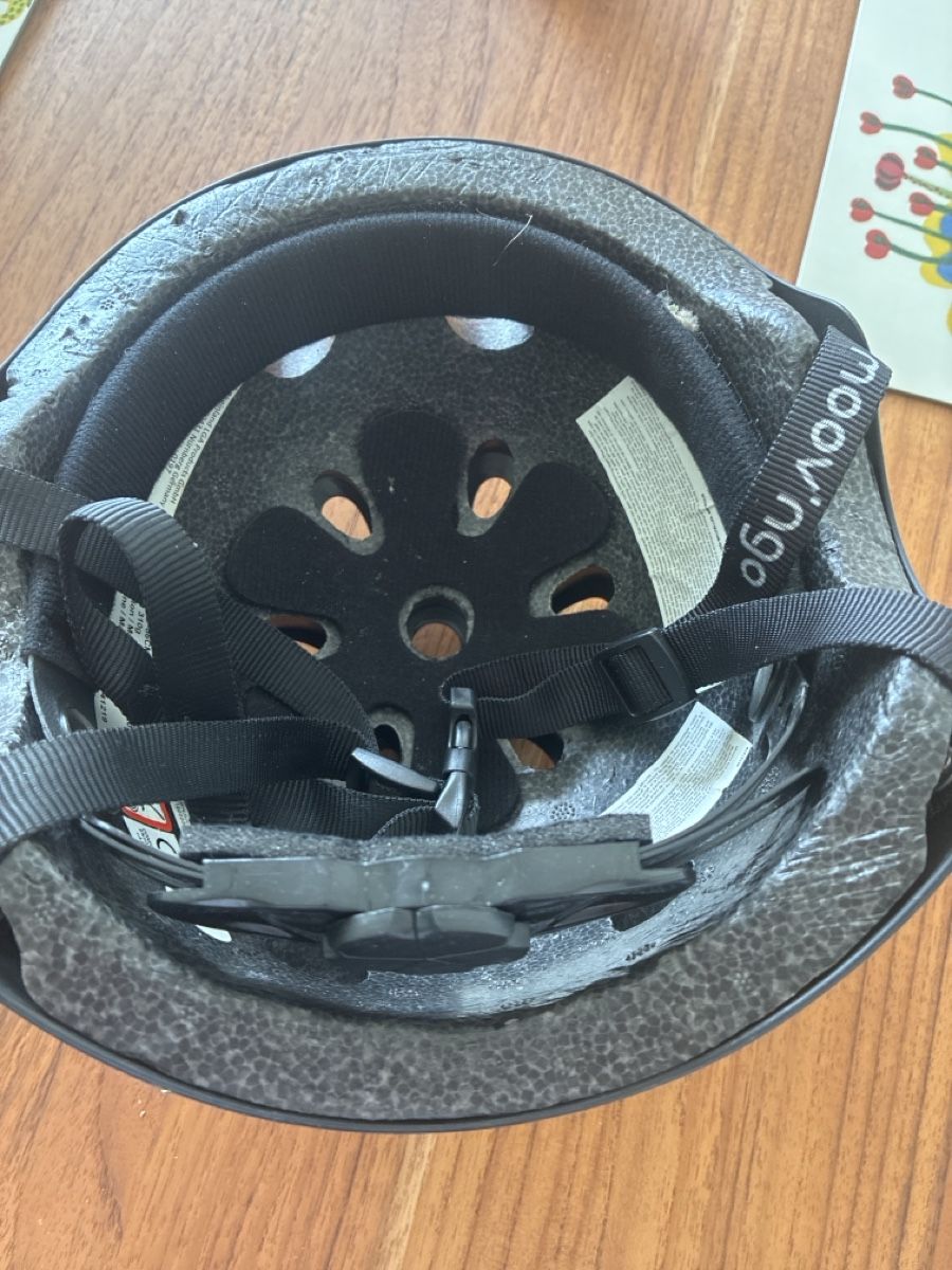 Caschi: Kinderhelm für Fahrrad oder roller – Usato da Herrliberg venduto da lin_ss9s 1
