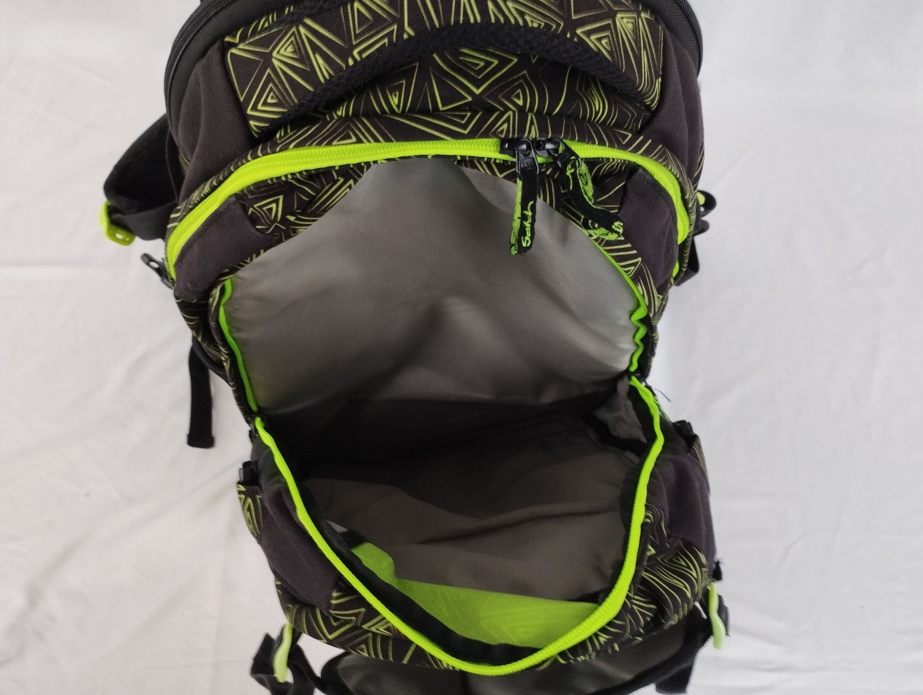Satch Sacs & sacs à dos: SATCH Schul-Rucksack – D'occasion à Schübelbach par Restwert_Schubelbach 5