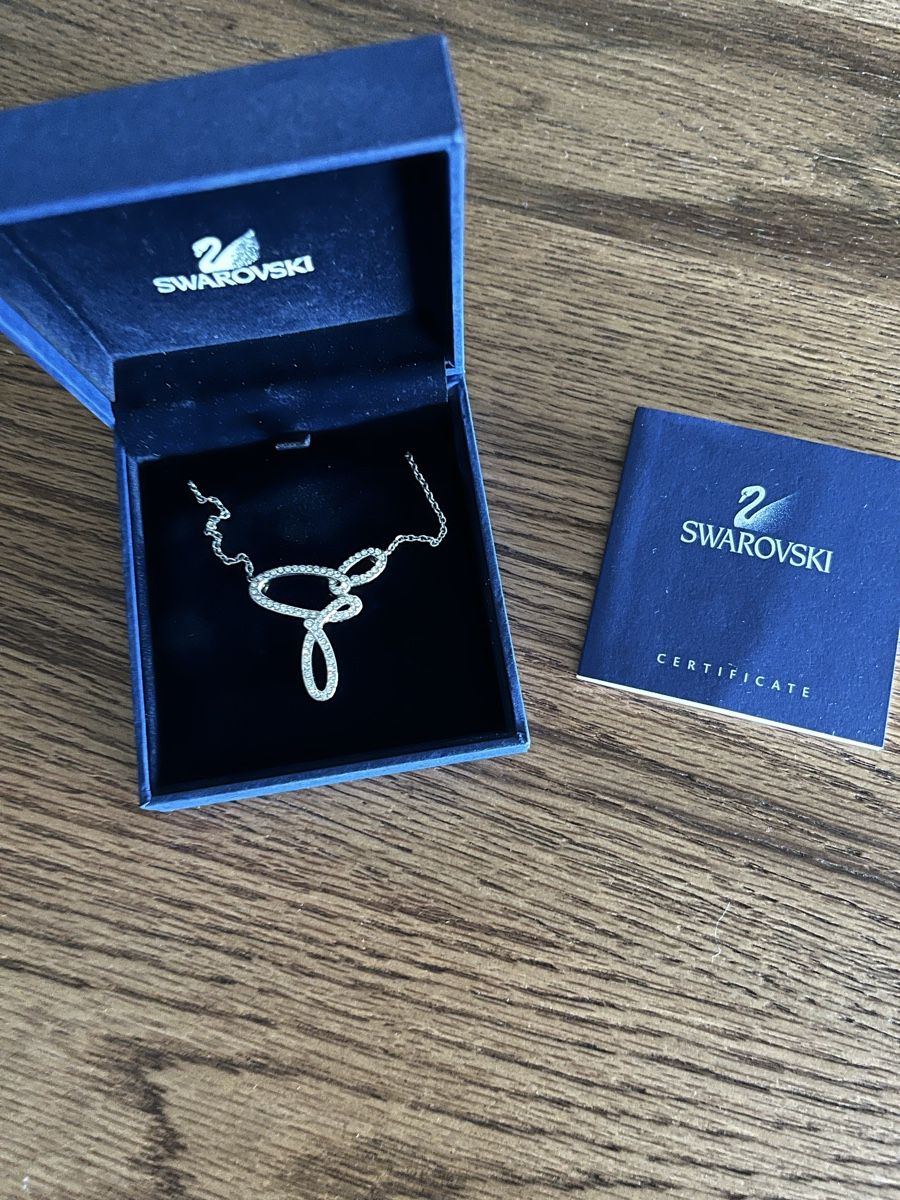Swarovski Ketten: Swarovski Halskette  – Neu (gemäss Beschreibung) aus Gommiswald von AniGl