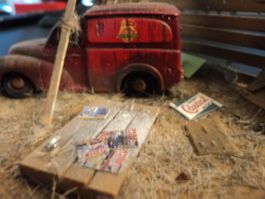 Diorama Scheunenfund 1/43 mit Morris Minor