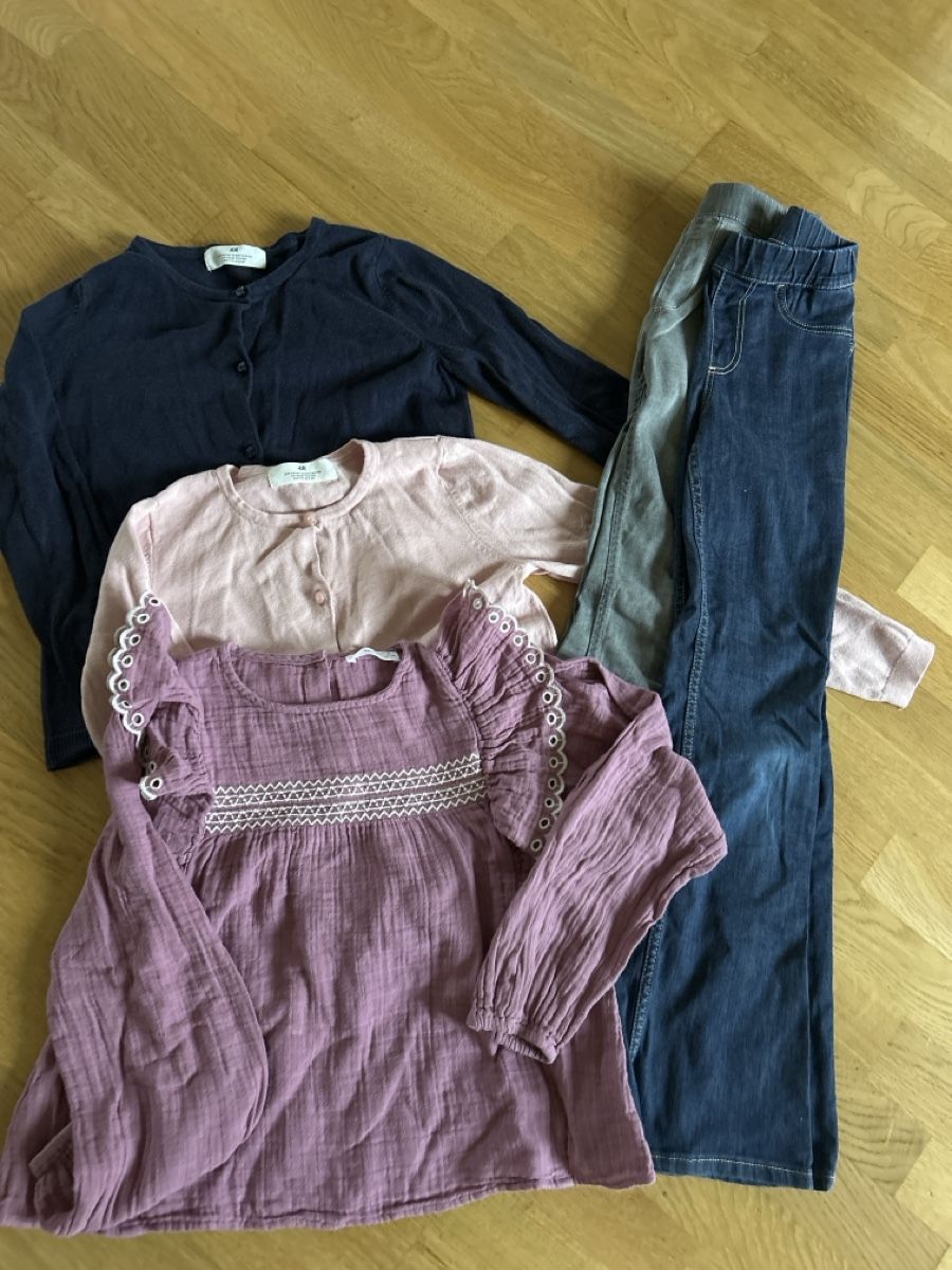 Lotti & Set di vestiti: Kleiderpaket Grösse 134-140 – Usato da Muttenz venduto da ine_l8wg