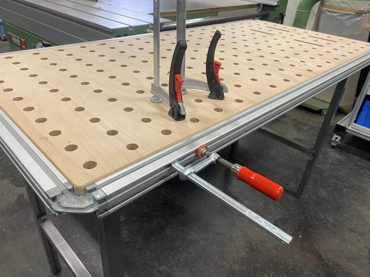Banchi da lavoro: Multifunktionswerkbank ab 1.- – Usato da Wabern venduto da HK-Design 3