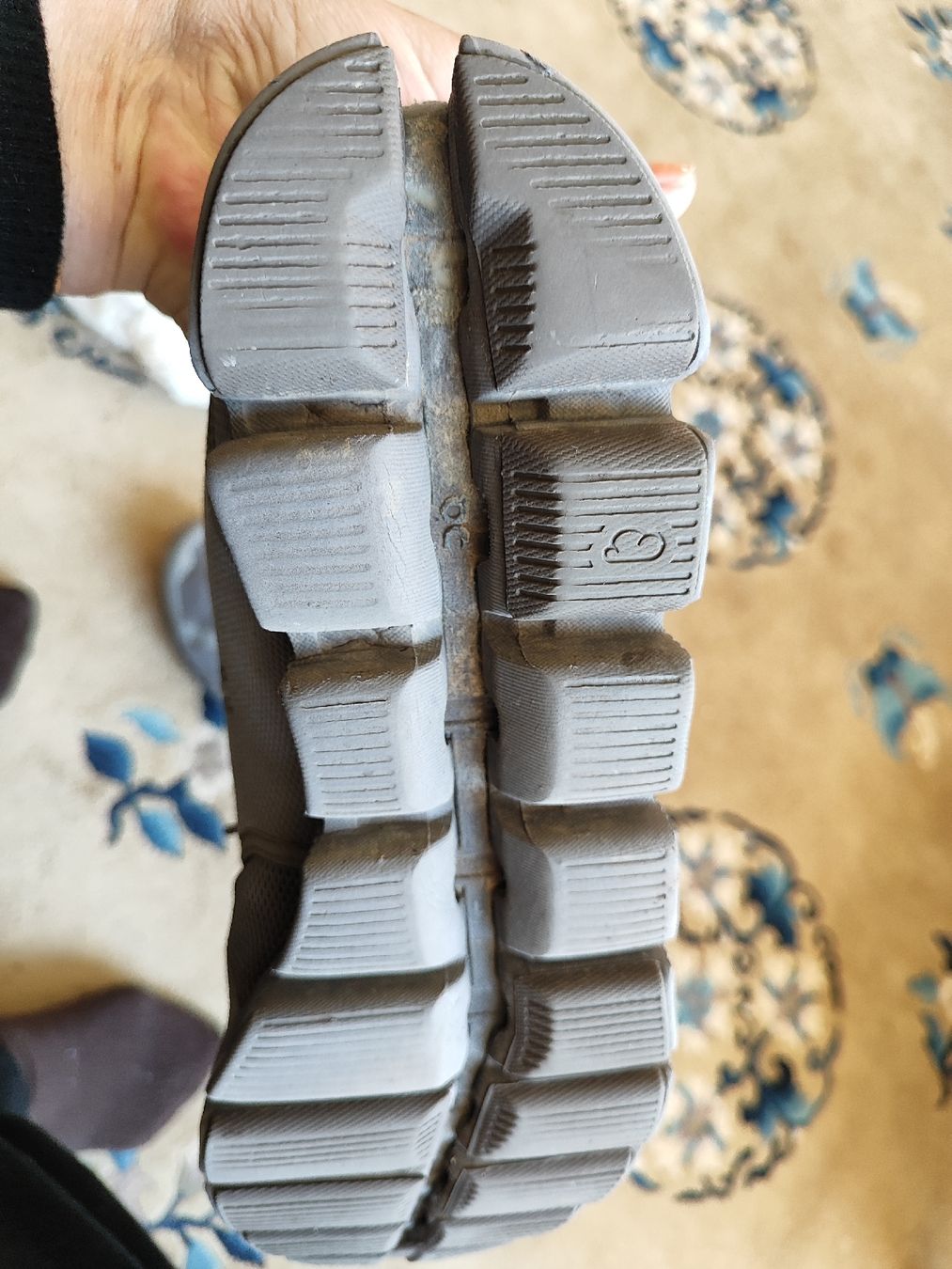 On Scarpe da uomo: on Schuhe gr 45 – Usato da Langnau am Albis venduto da Judithsebi 1