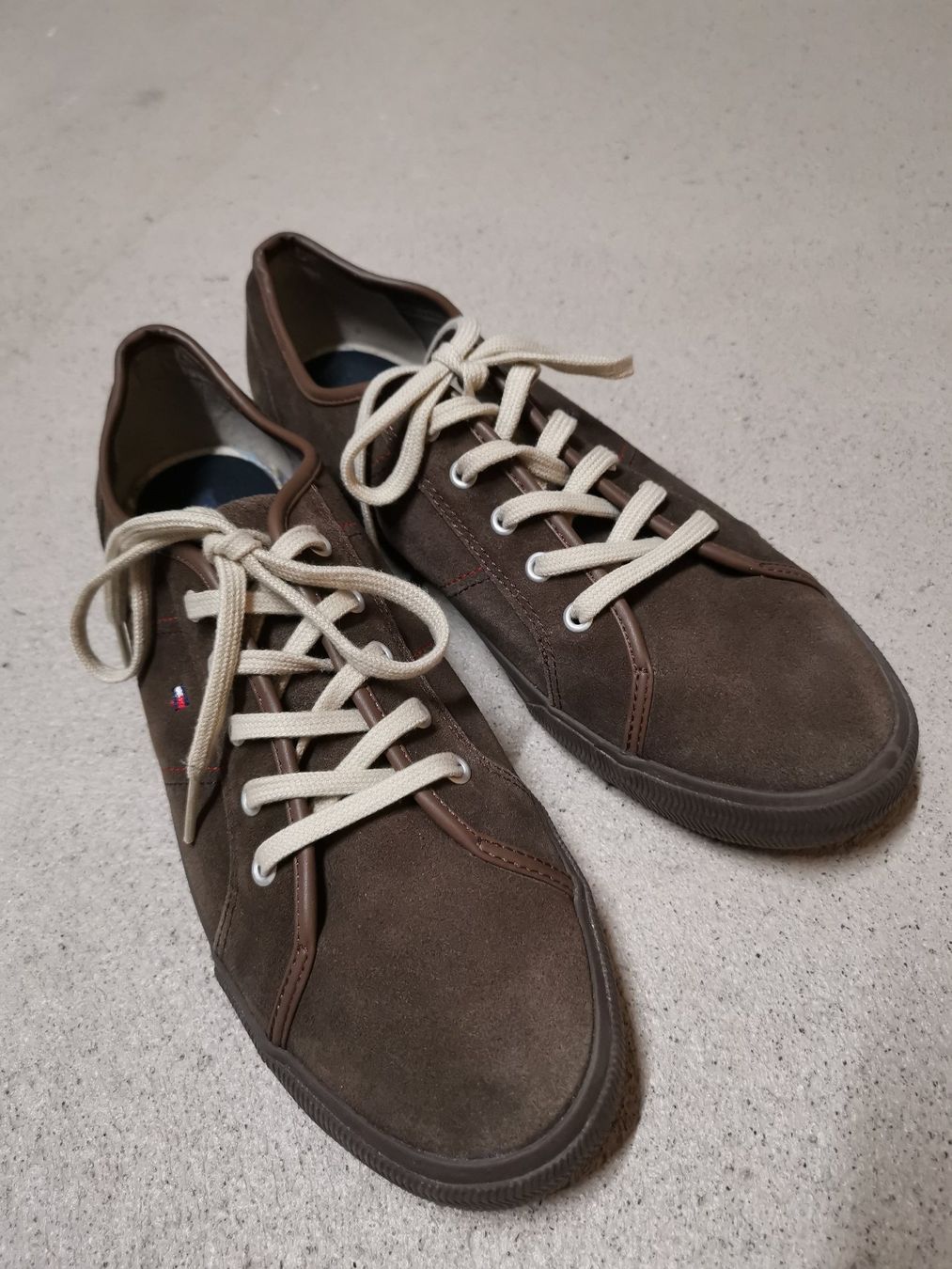 Tommy Hilfiger Scarpe da uomo: Tommy Hilfiger Schuhe Gr. 42 neue – Nuovo (secondo la descrizione) da Galgenen venduto da amoxan1 1