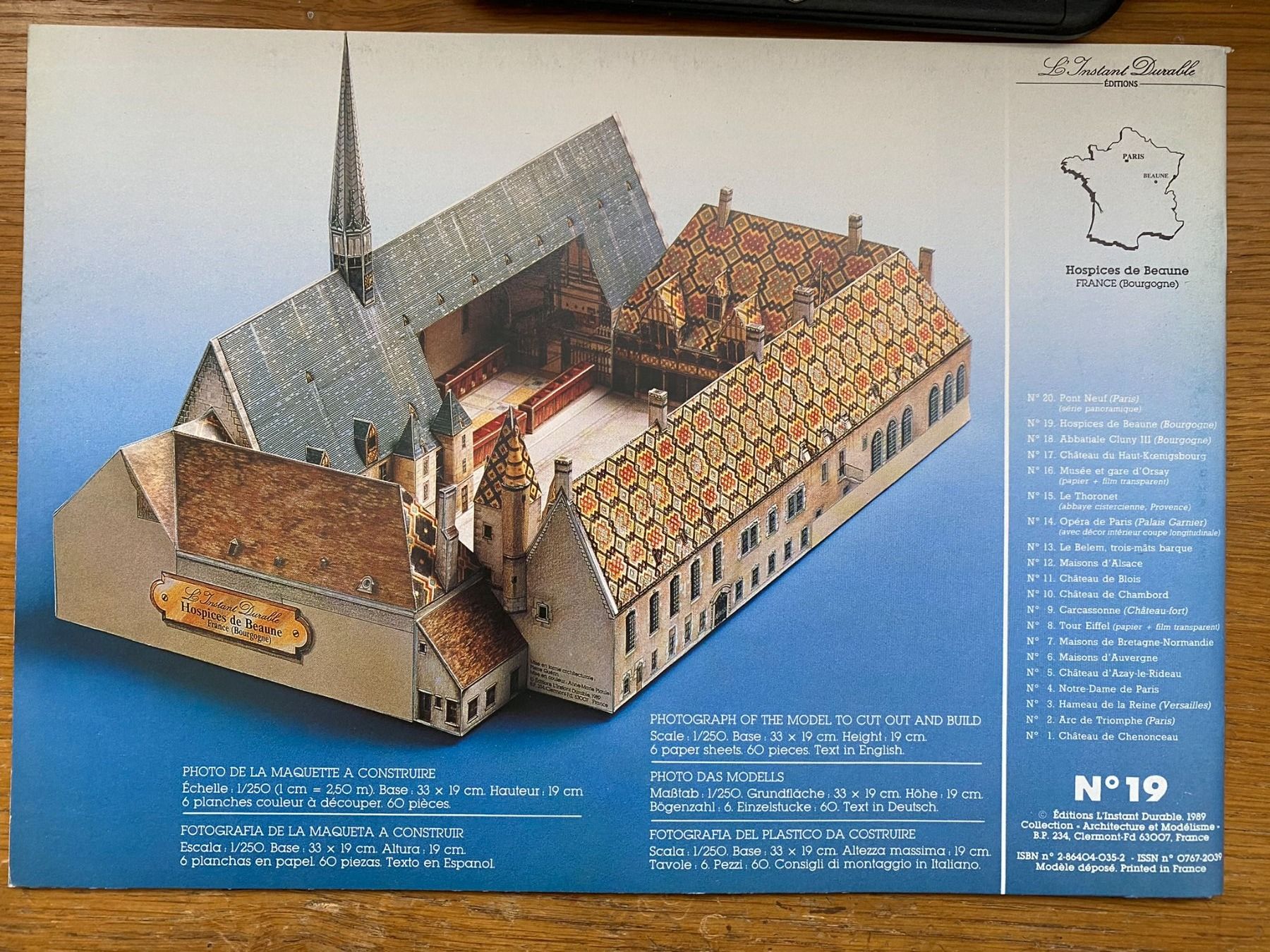 Bastelsets: Maquette Bastelbogen Hospices de Beaune 1:250 – Neu (gemäss Beschreibung) aus Spiez von Mlandcruiser 1