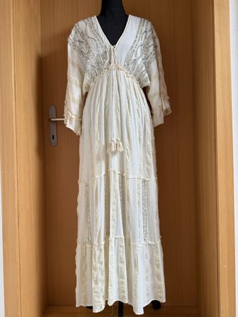 Boho Maxikleid mit eingewebten Goldfäden