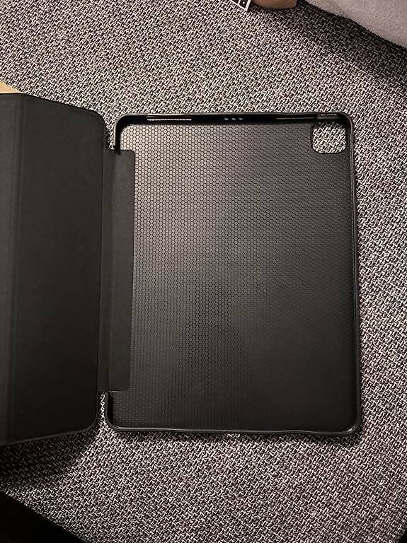 Covers & Taschen: iPad Schutzhülle schwarz mit 2 Panzerglas scheiben – Neu (gemäss Beschreibung) aus Ottenbach von j_m_y5ct 1