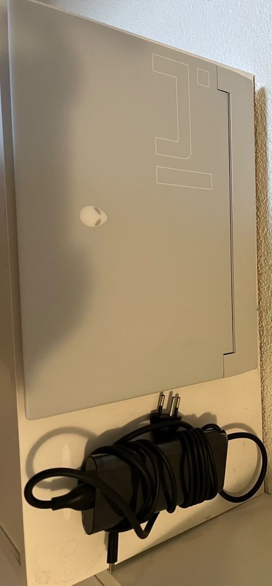 Dell Portables: Dell Alienware X14 R1 – D'occasion à Glattbrugg par vsi_hvz5 1