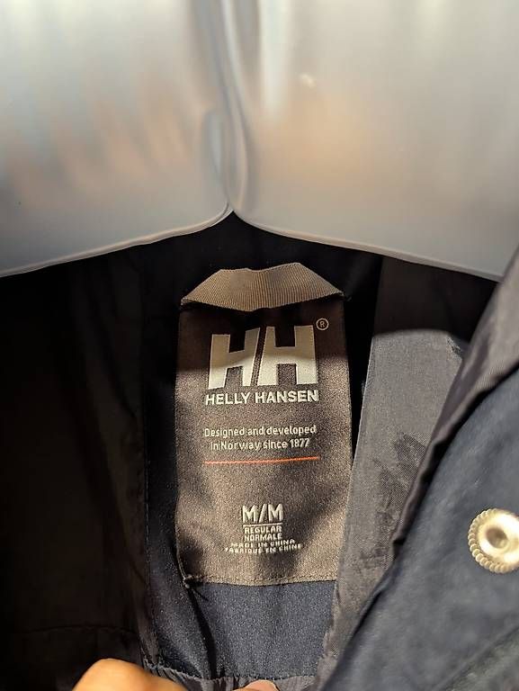 Helly Hansen Vestes: Regenjacke Helly Hansen – D'occasion à Köniz par mia_bnq5 1