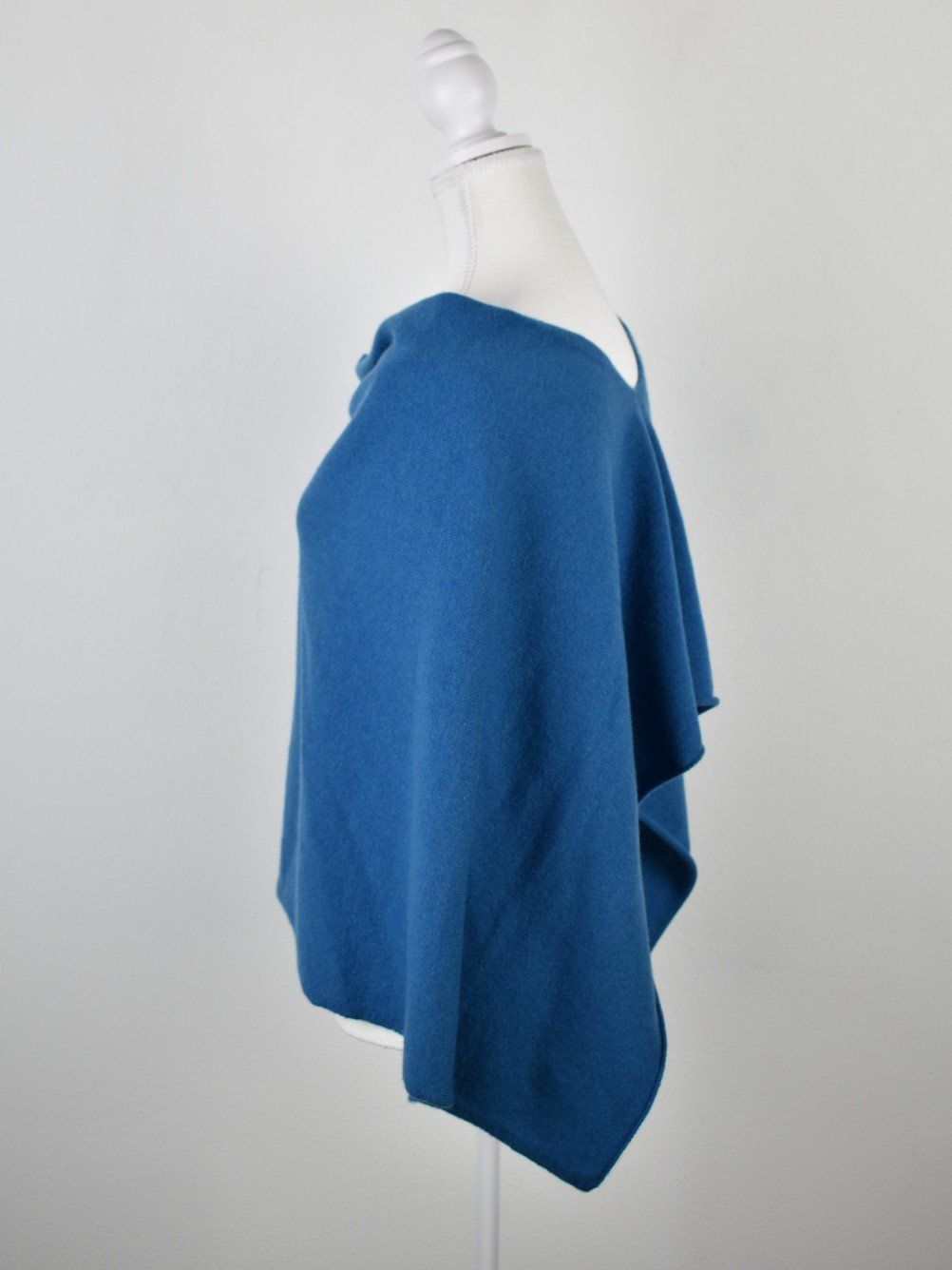 Altro in Moda donna: Eric Bompard Poncho, 100% Cashmere, neuwertig – Nuovo (secondo la descrizione) da Nürensdorf venduto da 2ND_STORY 2