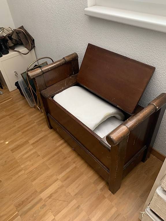 Bänke: Bank mit Stauraum – Gebraucht aus Langenthal von bar_2znq 1