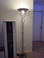 Stehlampe, Metall