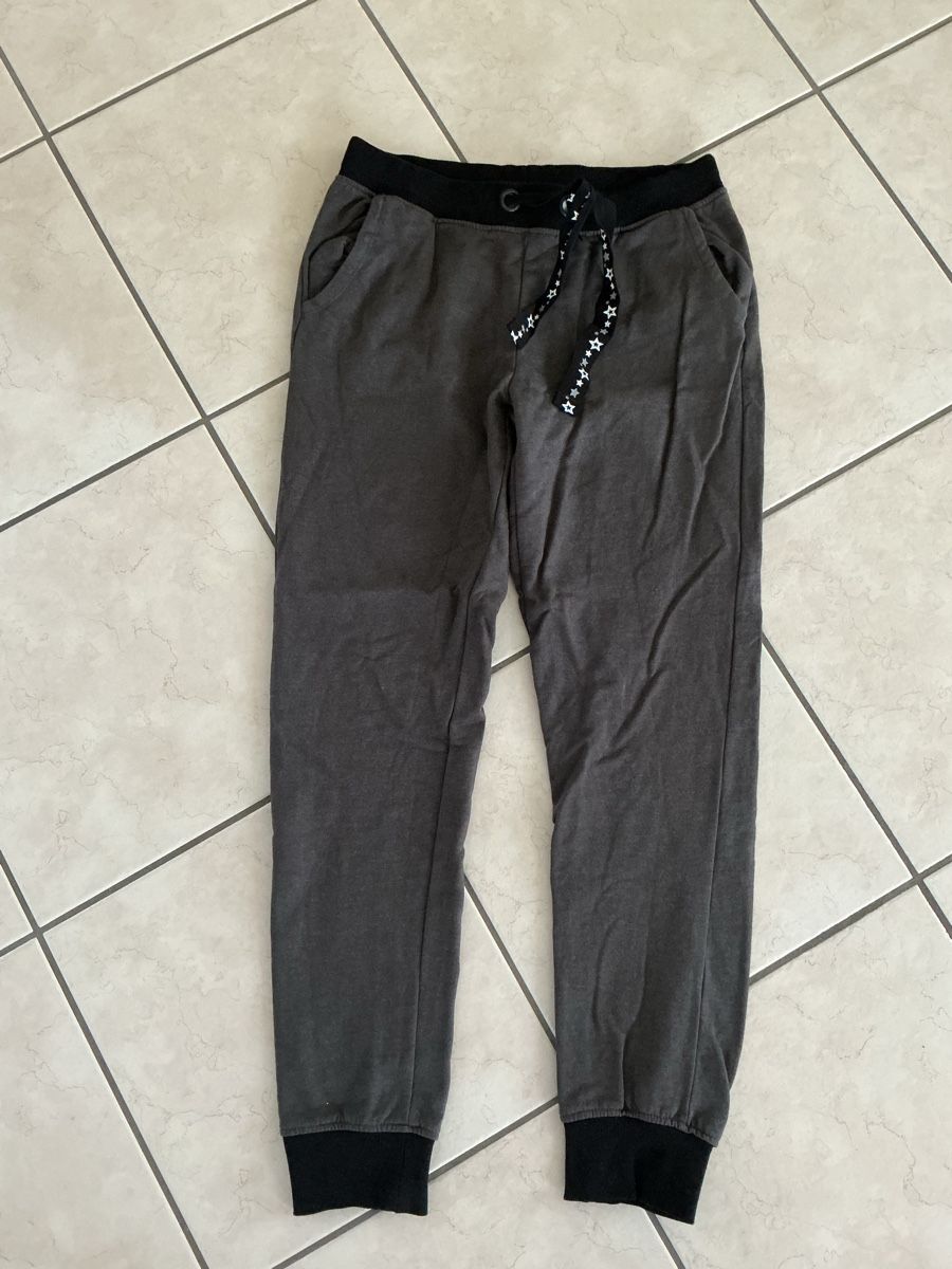 Hosen: Trainerhose Größe 36/38 – Gebraucht aus Zimmerwald von wuff81