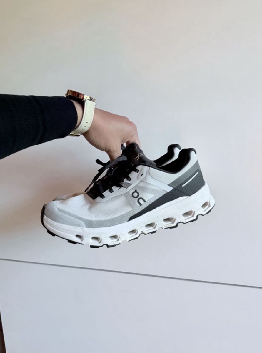 On Scarpe da donna: Shoes ON – Usato da Sorens venduto da purpureta