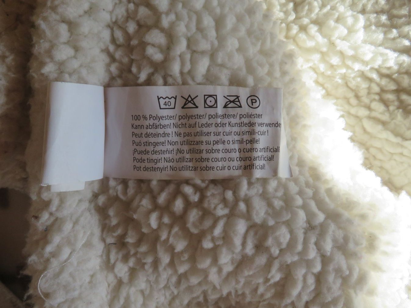 Coperte: Kuscheldecke, grau/weiss – Usato da Zezikon venduto da des_8ct6 3
