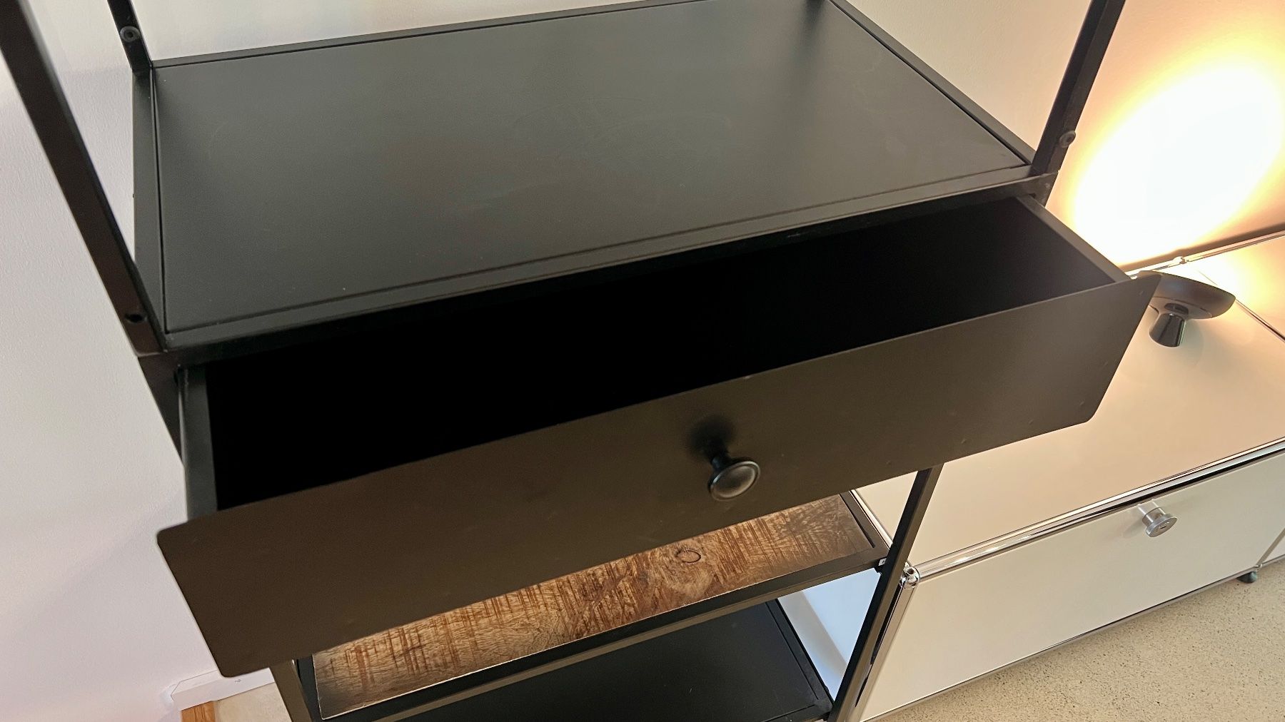 Scaffali: Regal Metall Schwarz – Usato da Derendingen venduto da Rico_90 1