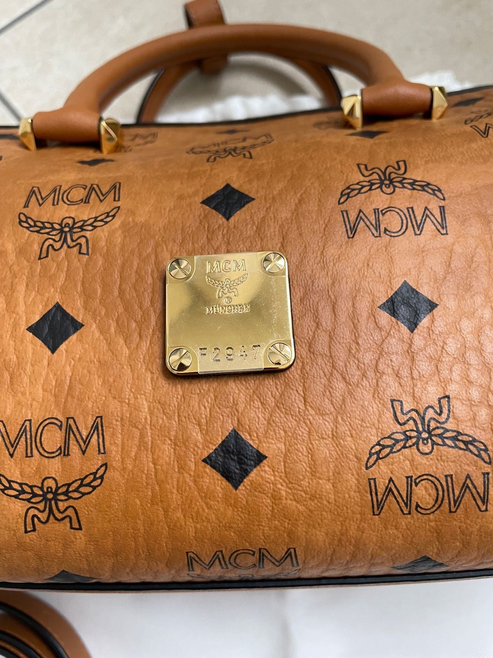 Mcm Borse da donna: MCM Boston Tasche Ella – Nuovo (secondo la descrizione) da Baar venduto da Chrila3 3