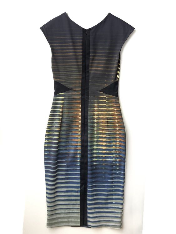 Karen Millen - Robe cache cœur superposée