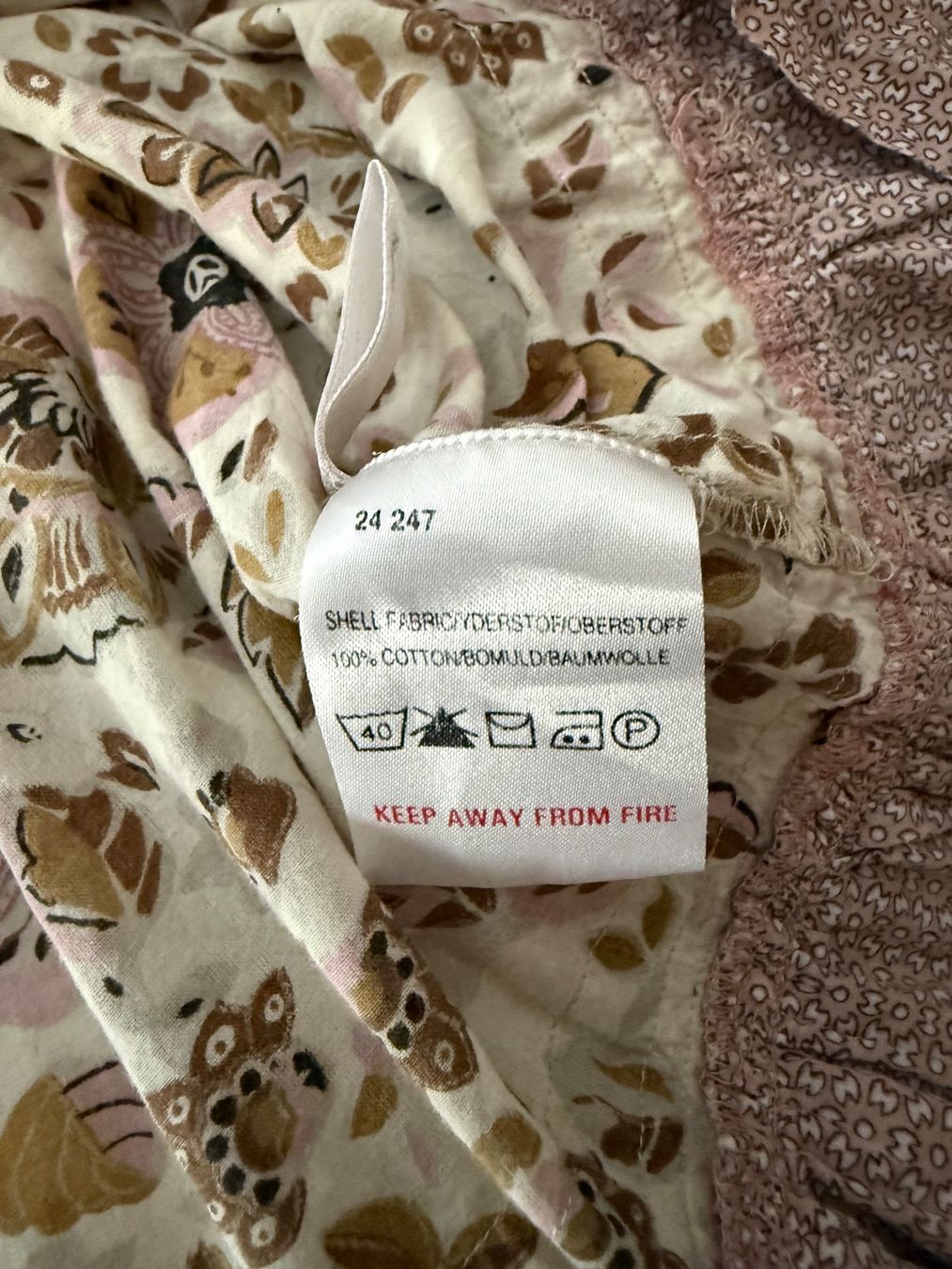 Kleider & Röcke: Kleid Gr.140  Blumenmuster Top Zustand – Gebraucht aus Horw von ast_b5c6 5