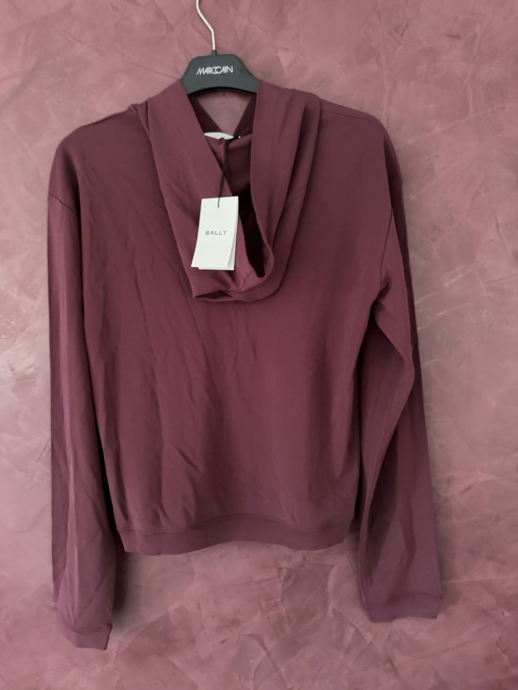 Bally Maglioni & Felpe: Bally Damen-Kapuzen pullover violet Viskose Gr L – Nuovo e nell'imballaggio originale da Volketswil venduto da praxis12 3