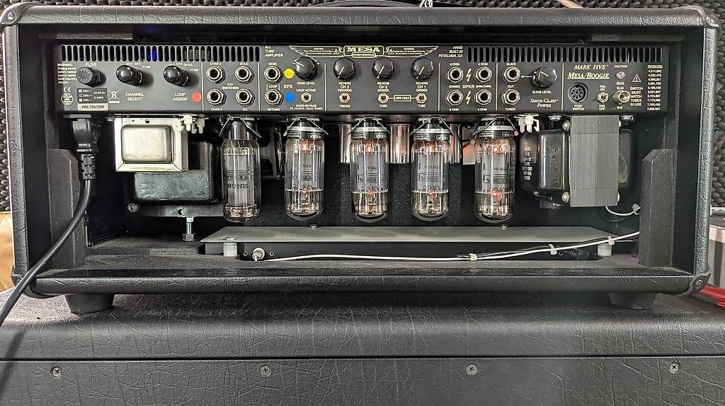 Mesa Boogie Amplificatori: MESA/BOOGIE Mark V Head mit 4x12 Rectifier Traditional Box – Usato da Kiesen venduto da marholdmark 2