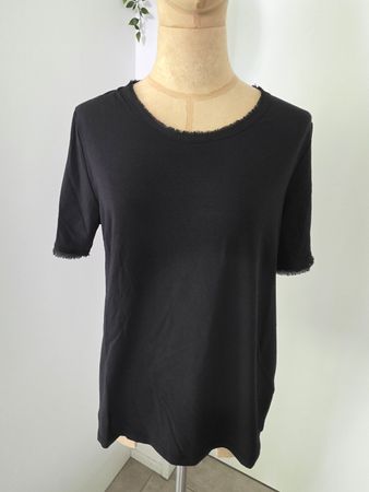 Schwarzes T-Shirt "emotions(" Neu Grösse 38 🌸