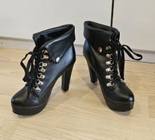 Damen- Stiefeletten mit hohem Absatz